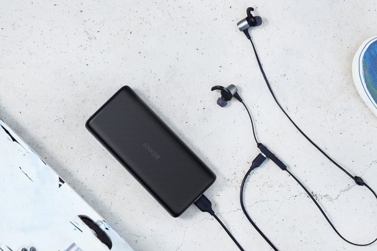 容量20,000mAhの超大容量モバイルバッテリー Anker PowerCore Lite 20000 が発売