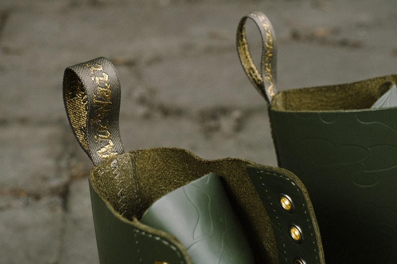 エイプ　ベイプ　ドクターマーチン　ブーツ　コラボブーツ　シューズ　BAPE x Dr. Martens Steel Toe Boots Launch Event lookbook green black leather 10-eye and 3-eye boots