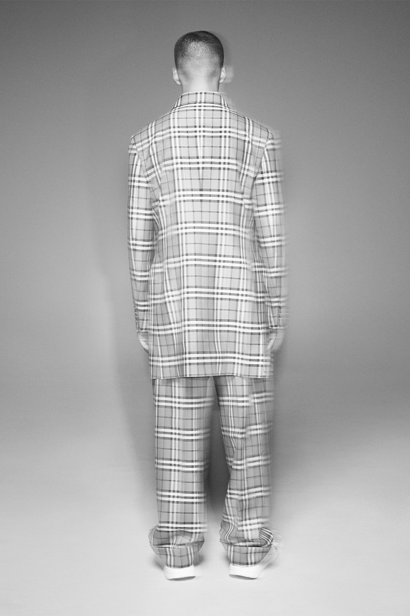 バーバリー x ヴィヴィアン・ウエストウッド Burberry が Vivienne Westwood Riccardo Tisci（リカルド・ティッシ）David Sims（デイビット・シムズ）