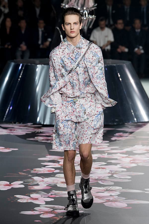 Dior が東京で19年プレフォールコレクションを発表 Hypebeast Jp