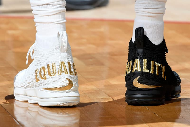 レブロン・ジェームズ lebron 15 nike ナイキ スミソニアン博物館