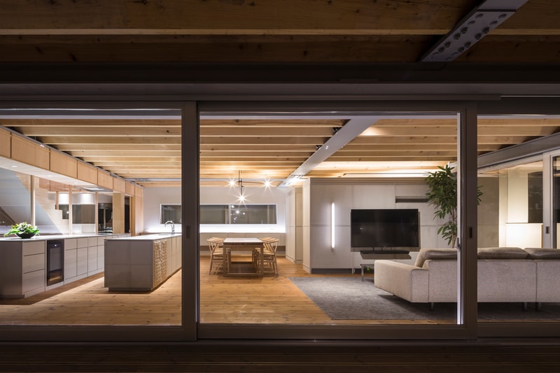 安齋好太郎 建築設計事務所 Life Style Koubou 窓の無い低層住宅　福島　life style koubou windowless modern fukushima japan house home architecture