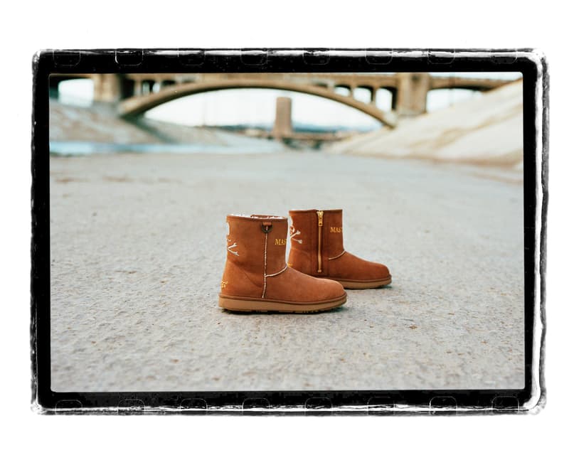 マスターマインド アグ ムートンブーツ ブーツ クラシックブーツ ベージュ ブラック 黒 MASTERMIND WORLD UGG コラボ オンライン 発売日 価格