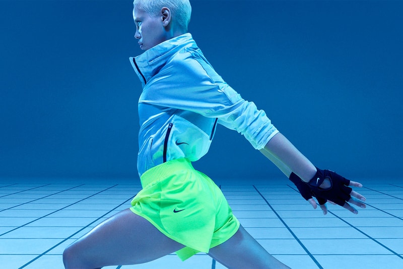  ナイキ　テックパック　ルックブック　nike spring 2019 tech pack sportswear fashion lookbook jacket coat shorts hoodie tights sports bras