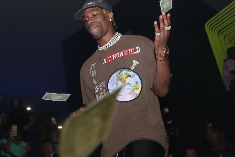 トラヴィス・スコット Travis Scott クリスマス 両親 プレゼント ポルシェ レンジローバー ランドローバー