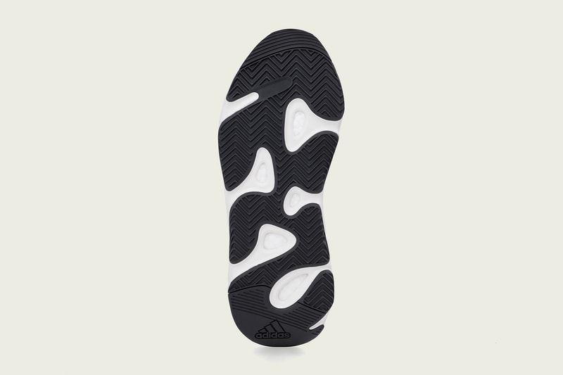 YEEZY BOOST 350 V2 イージーブースト kanye カニエ・ウエスト adidas アディダス 700 V2 “Static” 日本 発売 情報 店舗　一覧
