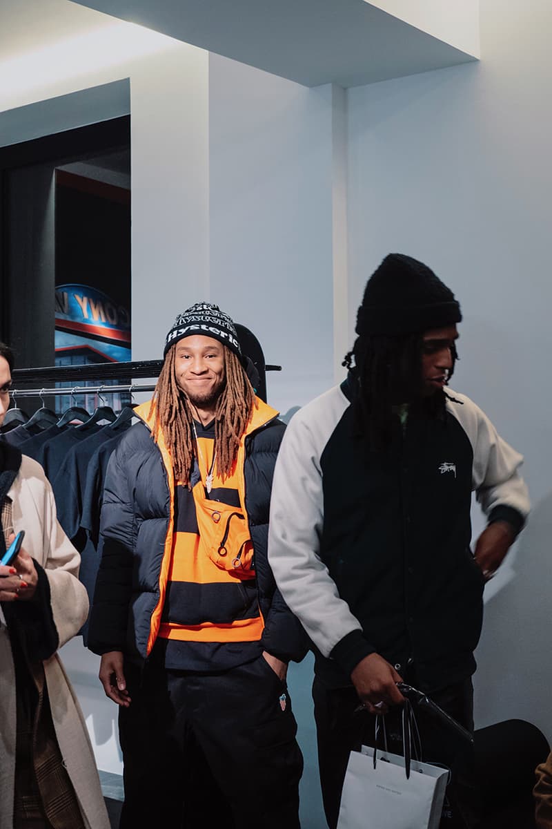 ラート ド ロートモービル アルチュール・カー L'art de l'automobile "Out of Gasoline" pop-up arthur kar t-shirt crewneck mock neck mobil petrol station oil socony vaccuum exhibition car terminology  