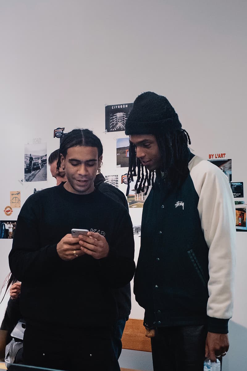 ラート ド ロートモービル アルチュール・カー L'art de l'automobile "Out of Gasoline" pop-up arthur kar t-shirt crewneck mock neck mobil petrol station oil socony vaccuum exhibition car terminology  