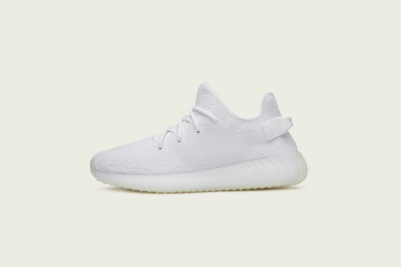 triple white yeezy 350 v2