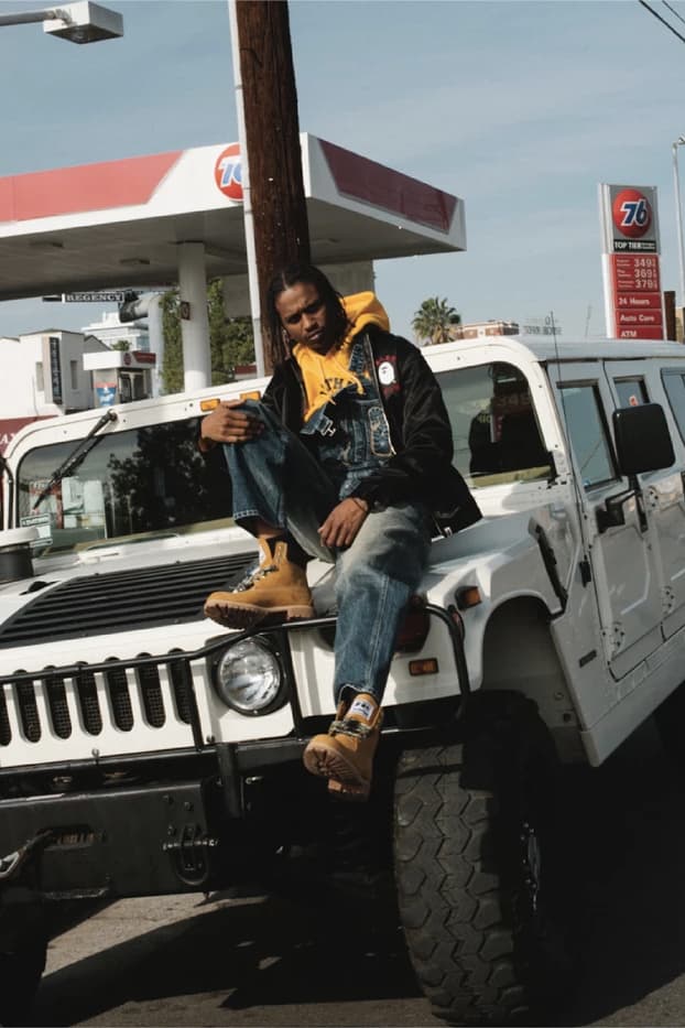 ベイプ エイプ デニム オンライン A Bathing Ape Release Vintage Denim Collection Featuring Shark Motifs and Ape Heads 