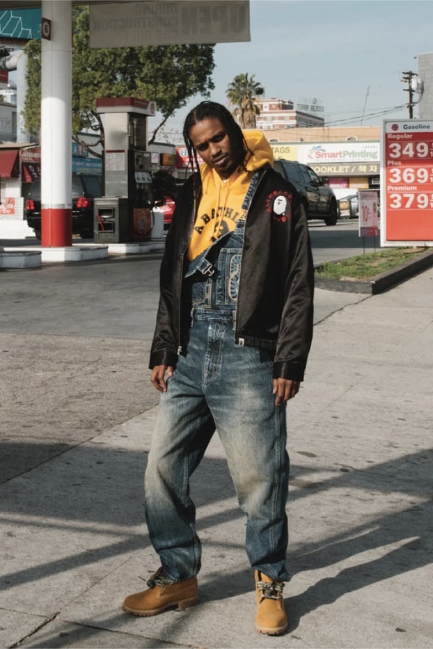 ベイプ エイプ デニム オンライン A Bathing Ape Release Vintage Denim Collection Featuring Shark Motifs and Ape Heads 