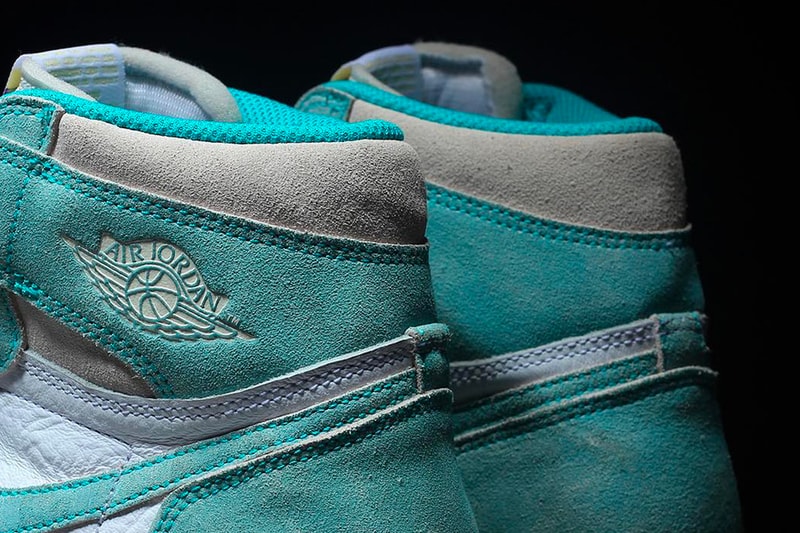 エアジョーダン 1 ナイキ 発売日 Air Jordan 1 AJ1 SNKRS Turbo Green 2019 Release Info kicks footwear oldschool Chicago Nike Air swoosh Michael Jordan bulls 23  555088 311 grey gray sail white purple yellow hi high og retro sail white