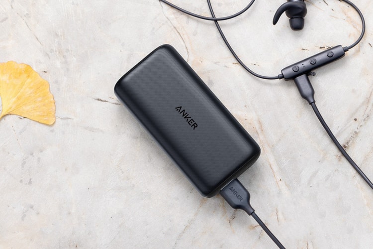 関係者も乗り換え続出のモバイルバッテリー新定番 Anker PowerCore 10000 Redux が発売