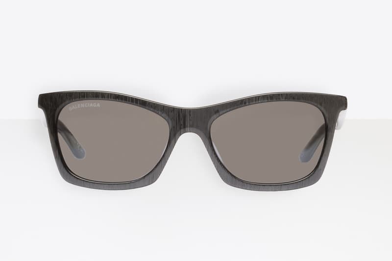 バレンシアガ Balenciaga が ケリング Kering Eyewear とタッグを組み初となるアイウェアコレクションを発表