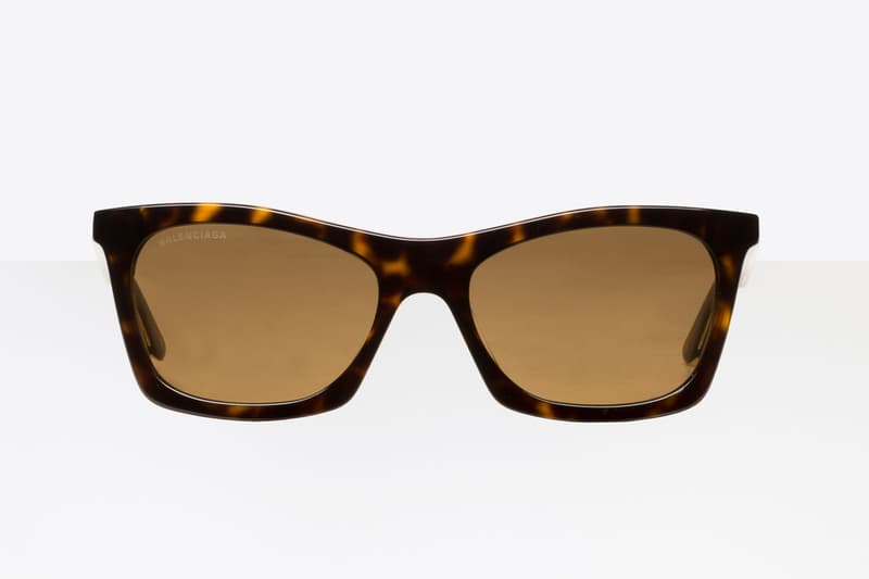 バレンシアガ Balenciaga が ケリング Kering Eyewear とタッグを組み初となるアイウェアコレクションを発表