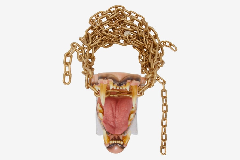 コム デ ギャルソン・オム プリュス　ゴールド　チェーン　ネックレス　ドーバーストリートマーケット　Comme des Garçons Animal-Infused Gold Necklaces whales cat eyeballs neckpieces ssense mouth piece made in japan 