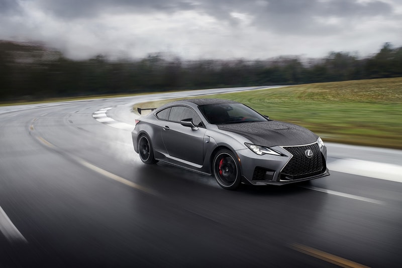 レクサス RC F Lexus トヨタ TOYOTA クーペ スポーツ 性能 価格 サイト パフォーマンス 