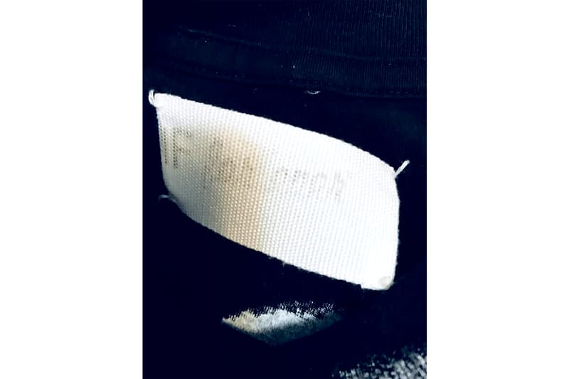 メゾン マルジェラ Maison Margiela の激レアTシャツが100万円を超える価格でマーケットプレイスに登場