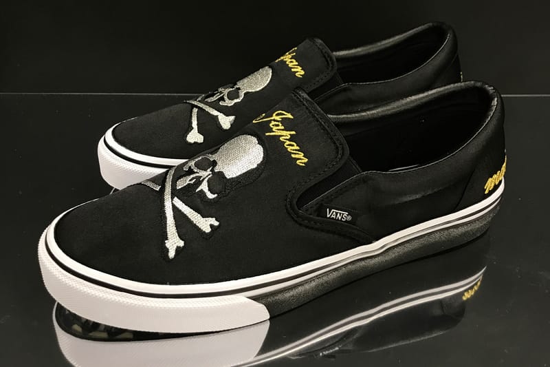 mastermind JAPAN x Vans Slip-On の MASTERMIND TOKYO 限定カラーが発売決定
