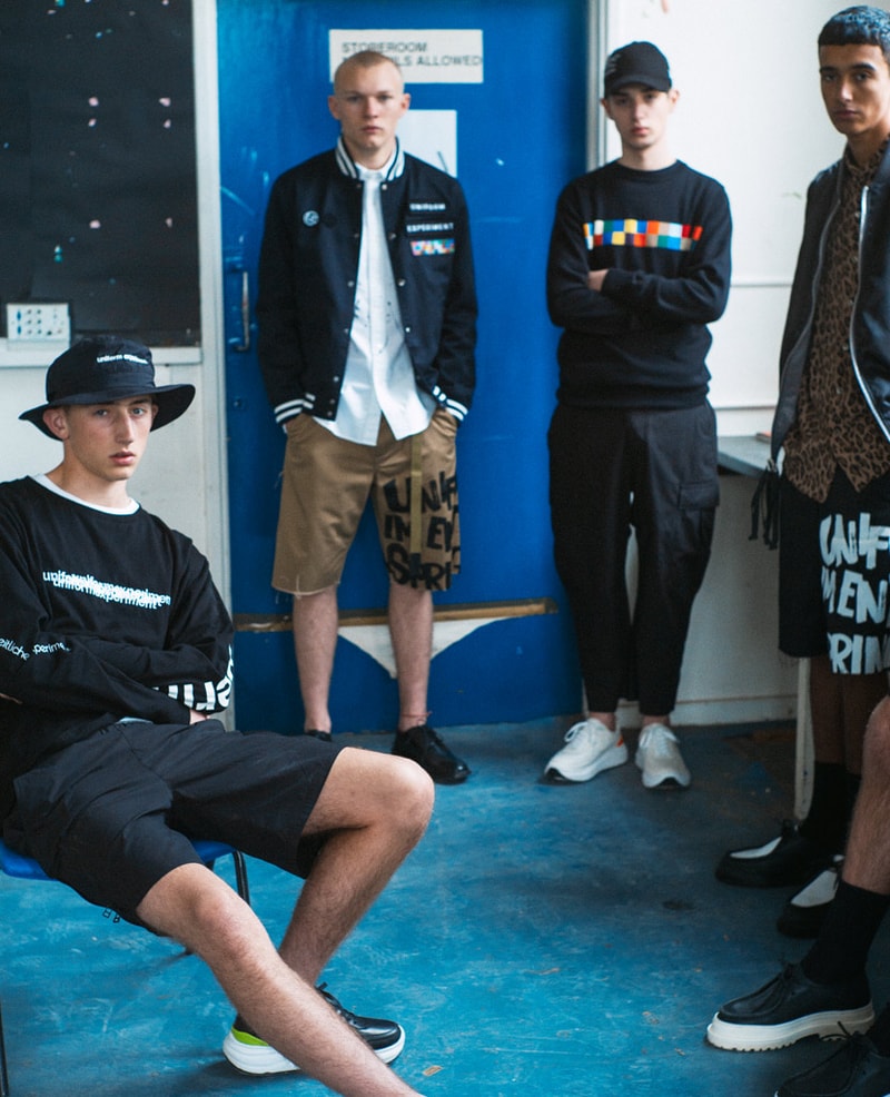 ユニフォーム エクスペリメント オンライン ソフネット オンライン アウター シャツ uniform experiment Spring/Summer 2019 Lookbook collection Japanese streetwear bomber suit graphic crewneck t-shirt tee trousers shorts
