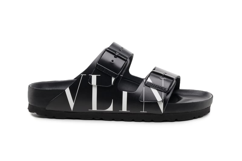 Valentino が BIRKENSTOCK の名作 Arizona をベースにしたコラボサンダル計2型を発表