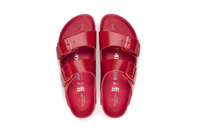 Valentino が BIRKENSTOCK の名作 Arizona をベースにしたコラボサンダル計2型を発表