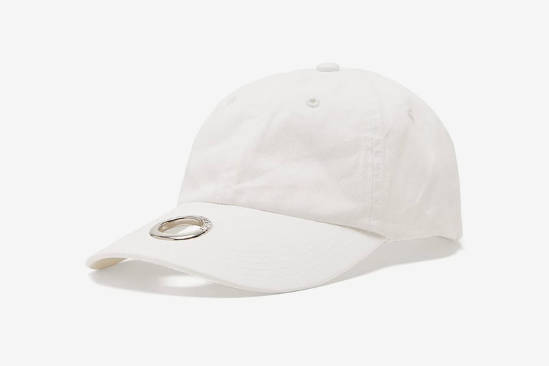 ヴェトモン リーボック キャップ オンライン Vetements Reebok Metal Eyelet Cap  Release Info Date Black White MATCHESFASHION.COM demna gvasalia