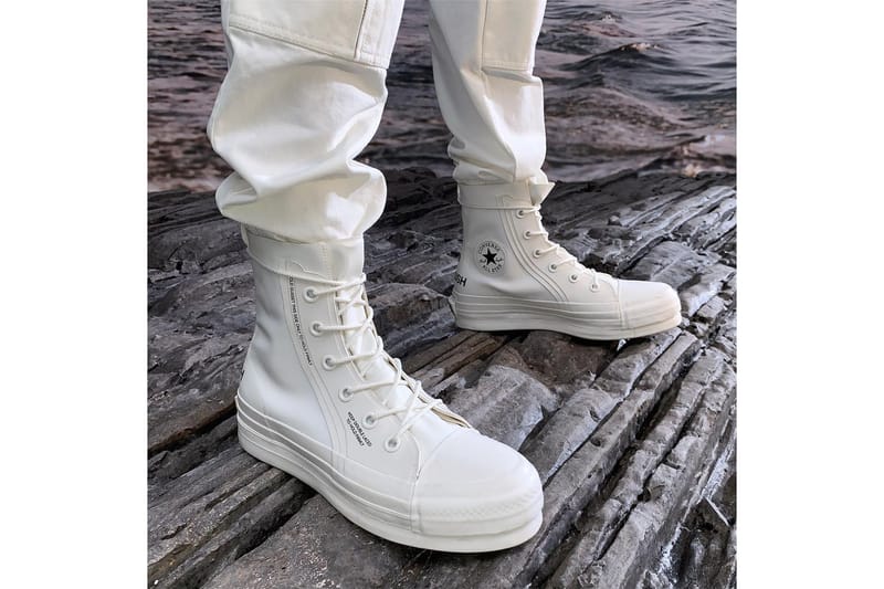 YOON が初見となる AMBUSH® x Converse のコラボフットウェアを公開