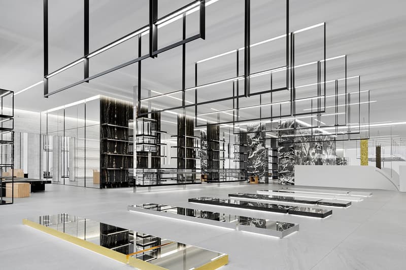 セリーヌ 表参道 東京 CELINE エディ・スリマン Hedi Slimane HYPEBEAST ハイプビースト