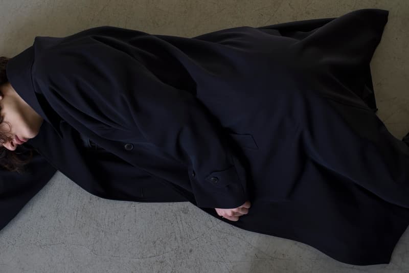 COMOLI  コモリ 2019年 春夏 シーズンビジュアル