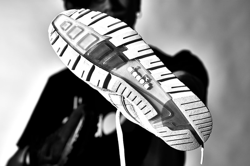 スニーカーギークが最注目する diadora N9002 より日本限定の新色モデルが登場 昨年のレトロカラー押しから一転、2019年春夏は抜群の汎用性を持つオールブラック＆オールホワイト 