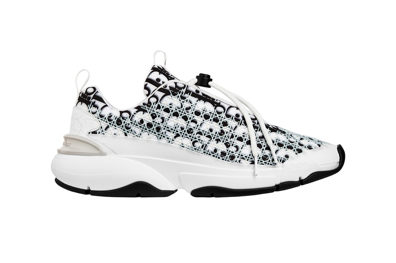 ディオール　アクセサリー　スニーカー　春夏コレクション　Dior SS19 Oblique Print Accessories & Sneakers shoe footwear b23 b24 saddle backpack bag drop release date info february 13 2019 available price canvas kim jones spring summer collection