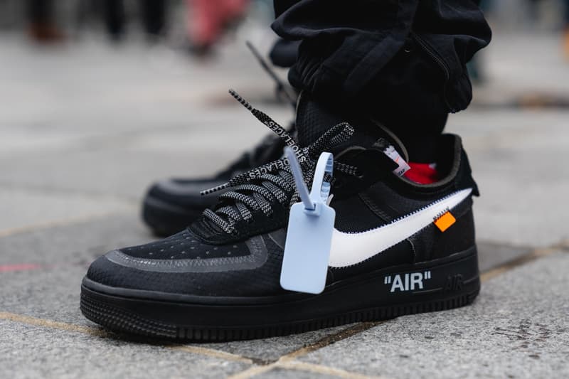 スニーカー 足元スナップ ナイキ 