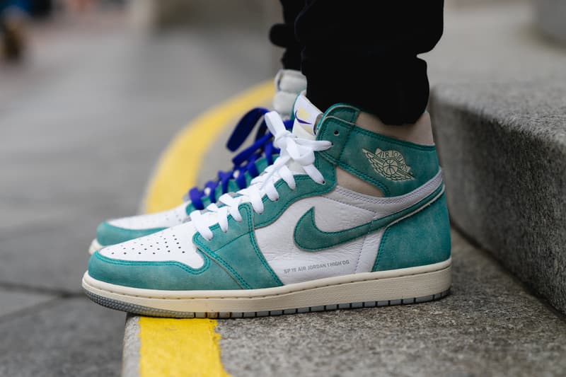 スニーカー 足元スナップ ナイキ 