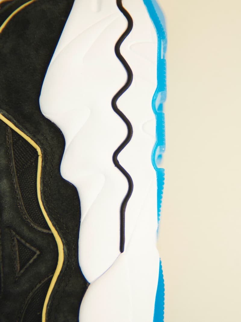 ミズノ MIZUNO 1906 RB-LINE ウェイブライダー WAVE RIDER 1 RHRN