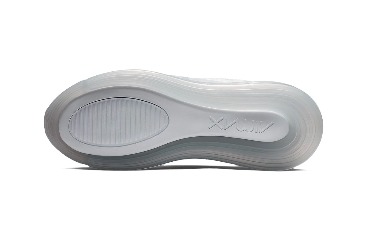 ナイキ　エアマックス　最新モデル　ホワイト　スニーカー　Nike Air Max 720 Gets a Metallic White Makeover images release drop date info price footwear sportswear