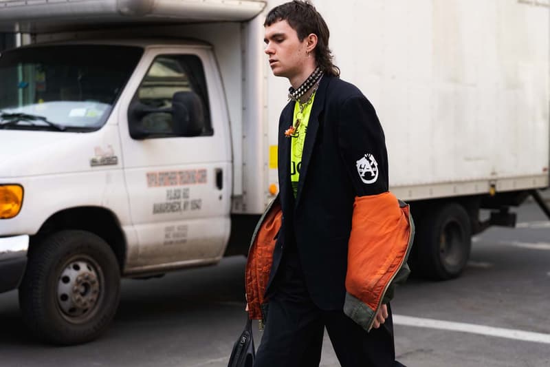 ニューヨークファッションウィーク　ストリートスタイル　ストリートスナップ　コレクション　New York Fashion Week FW19 fall winter 2019 city Street Style Snaps outfits photograph calvin klein dior nike air max tn tuned palm angels louis vuitton off white blazer puma ader error prada 18 east