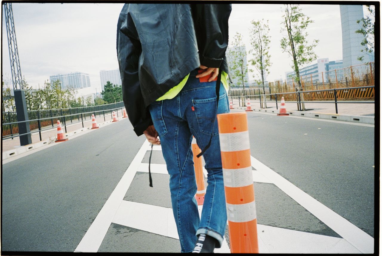 WILYWNKA と Awich の独自のスタイルを昇華させる Levi’s® Engineered Jeans™️ 〈Levi’s®〉の“Engineered Jeans™️”が誕生20周年を迎え、“イマ”にフィットするシルエットにアップデート HYPEBAEST ハイプビースト