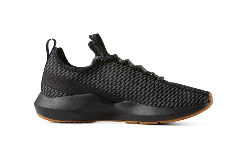 Reebok リーボック ソールフューリー スニーカー Sole Fury 新色 Conor McGregor コナー・マクレガー）