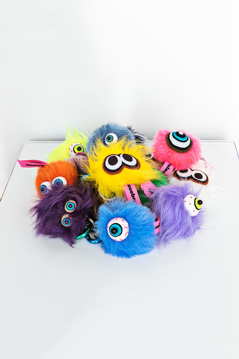 サカイ　ナイキ　藤原ヒロシ　sacai apc herve chapelier beats by dre casetify astier de villatte le bon marche sarah andelman just an idea paris pop up bonjour store collaborations ldv waffle daybreak sneaker drop release date info petit bateau fragment design hiroshi fujiwara