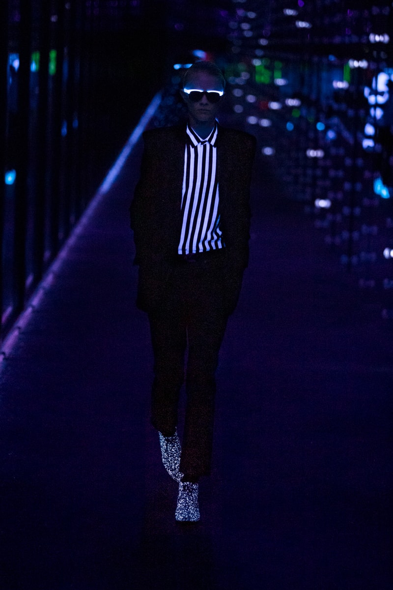サンローラン SAINT LAURENT 2019年秋冬 ランウェイ コレクション ルック メンズ コート アウター オンライン デザイナー パリ 