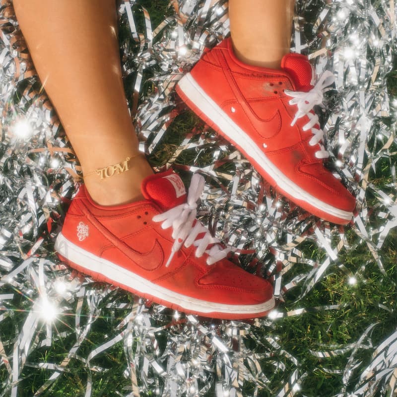 ガールズドントクライ ナイキ Girls Don’t Cry Nike SB VERDY スポタカスケートボードショップ 大阪 販売方法 値段 価格 コラボレーション Tシャツ パーカー フーディ トート