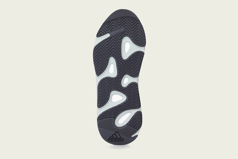 イージーブースト 700 アディダス Yeezy boost 700 salt 発売日 ソルト オンライン 取り扱い リリース kanye west new release adidas v1 ye