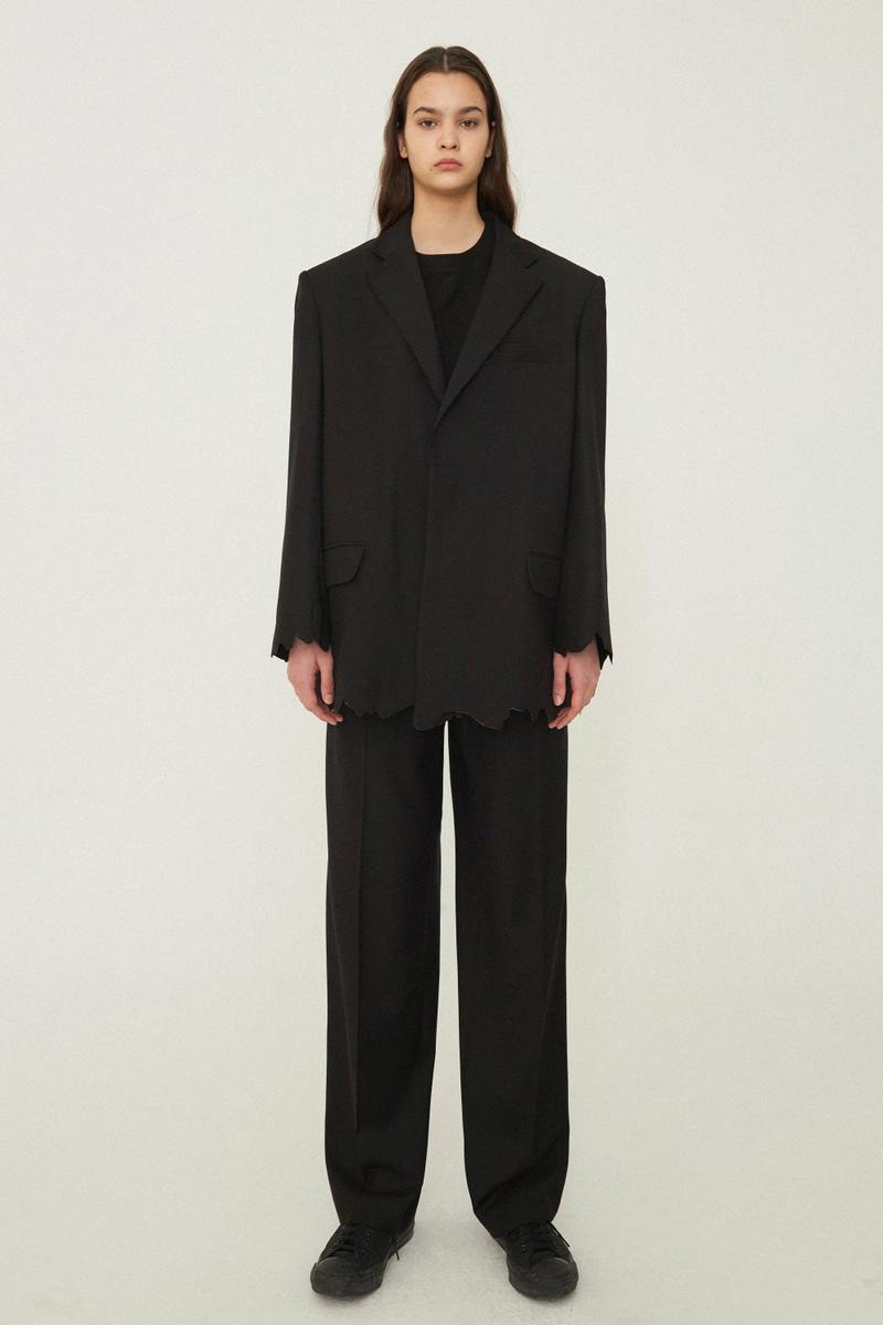 アーダーエラー コレクション　ルックブック　ソウル　韓国　ストリートファッション　ADER error Spring/Summer 2019 "Arrow" Collection Lookbook unisex fashion Korean brand imprint south korea seoul PUMA shirtings trousers overcoats trench coats outerwear denim t-shirts basics release info drop date stockist 