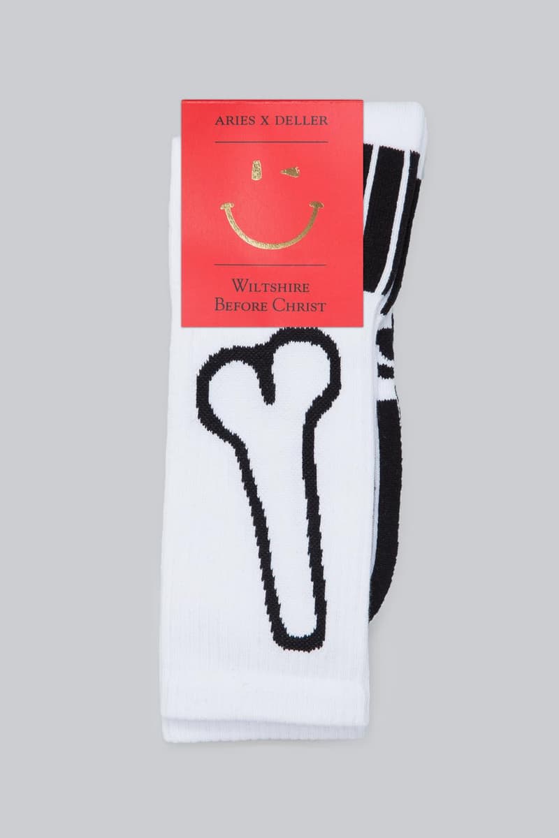 アリーズ　ソフィアマリアプランテラ ジェレミーデラー デイビッド・シムズ　ドーバーストリートマーケット　銀座Jeremy Deller David Sims Aries Make Archaeology Sexy Again Cerne Abbas Wiltshire B4 Christ The Store X 180 Strand Collection Capsule Exhibition Release Date Details Sofia Prantera Dover Street Market WILTSHIRE BEFORE CHRIST WB4C PROJECT