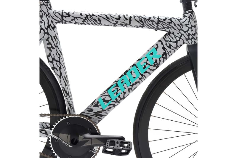 アトモス リーダーバイク スニーカーヘッズ atmos LEADER BIKES