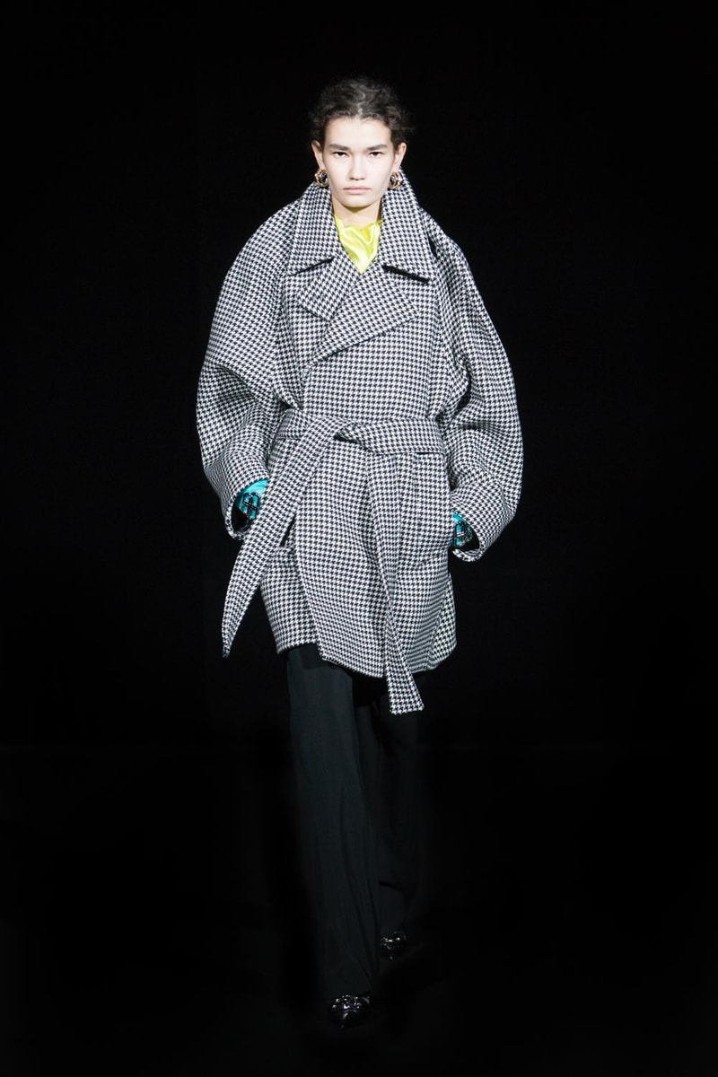 バレンシアガ 冬コレクション 　パリファッションウィーク balenciaga fall winter 2019 fw19 runway collection show presentation pfw paris fashion week menswear