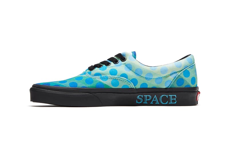 デヴィッド・ボウイ　ヴァンズ　カプセルコレクション David Bowie Vans Sneaker Collection Vans era ziggy stardust slip-on 47 V dx old skool era release date info space oddity lightning bolt Hunky Dory fuzzy suede 