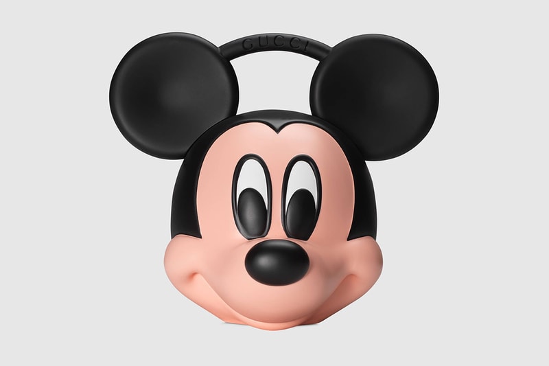 Gucci がミッキーマウスの顔をそのままバッグにした強烈なプロダクトをリリース Gucci x Disney Mickey Mouse 3D Printed Plastic Bag case spring summer 2019 release collection runway ss19 paint head