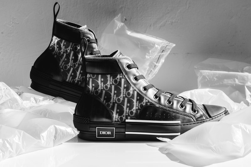 ディオール ハイカットスニーカー　新色モデル “dior b23 high top sneaker black 2019 footwear Oblique mens homme shoes calfskin silver white insect outsole